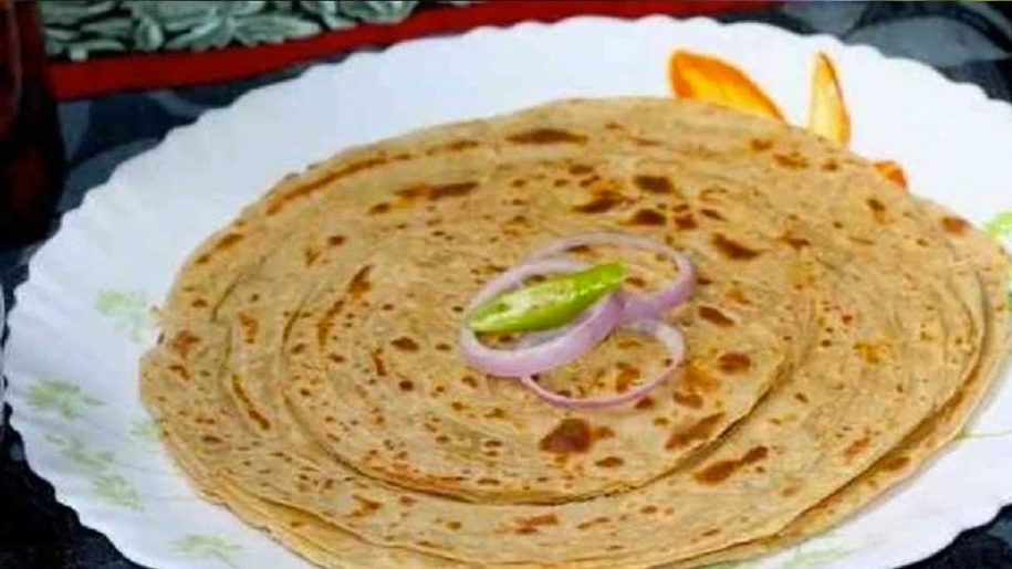 Wheat Paratha (Shallow fried Indian Flat Bread)